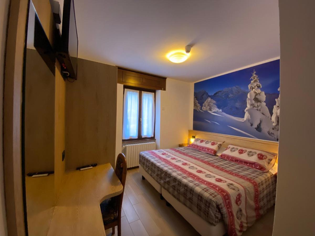 Hotel Sciatori 3 Stelle Superior Temù Eksteriør billede